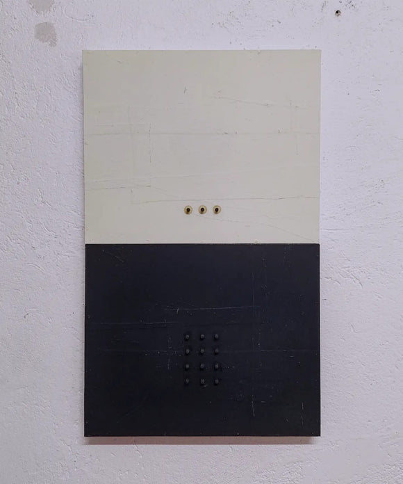 Andrea Balzano, Astratto Bianco e Nero, Acrilico e legno riciclato su tela, 64x105 cm
